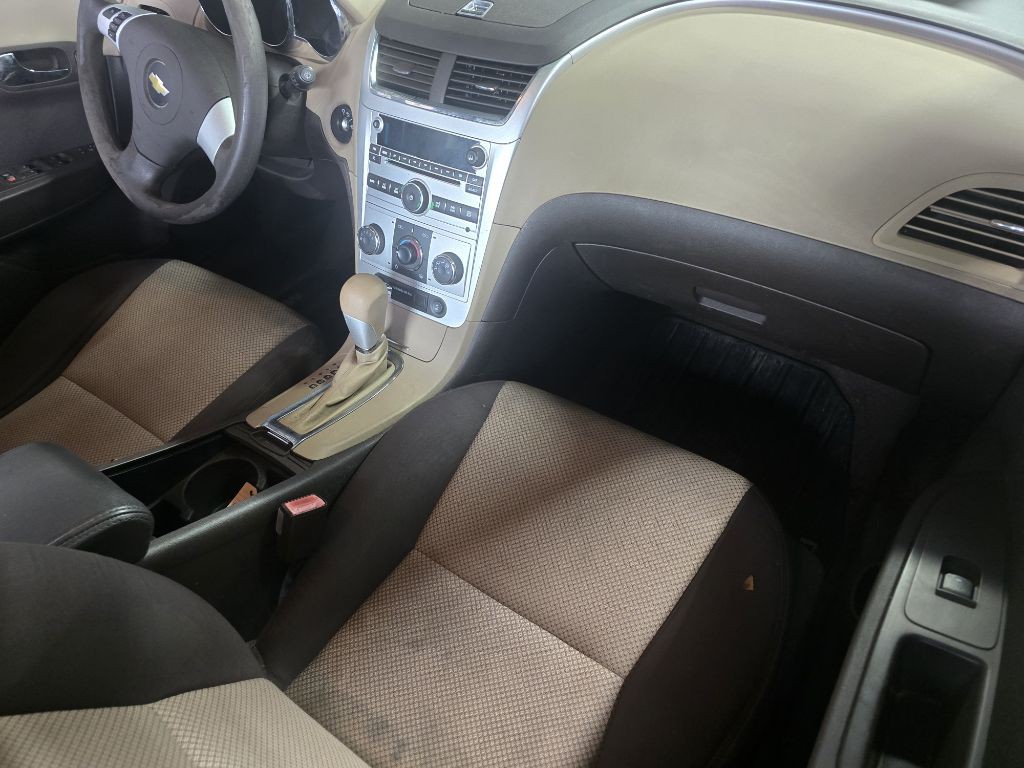 2012 Chevrolet Malibu Image 16