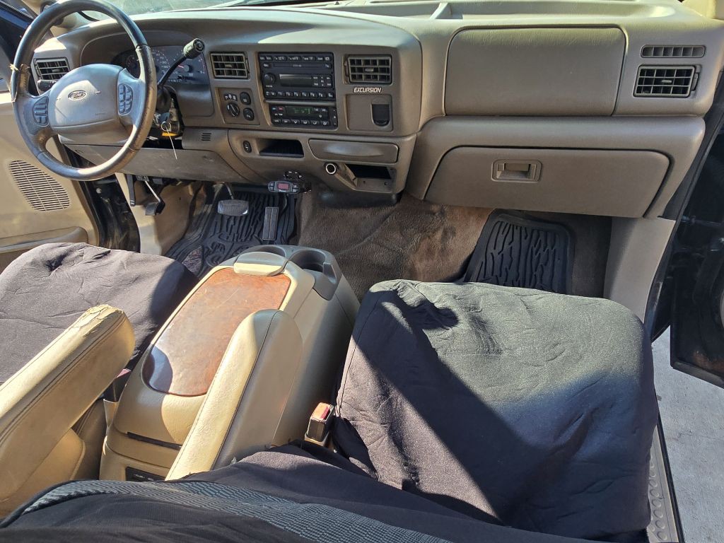 2002 Ford Excursion Image 11