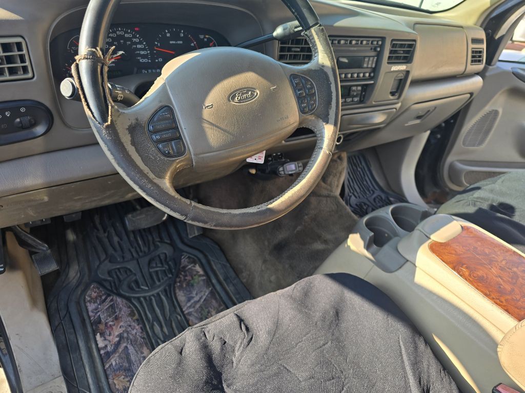 2002 Ford Excursion Image 17