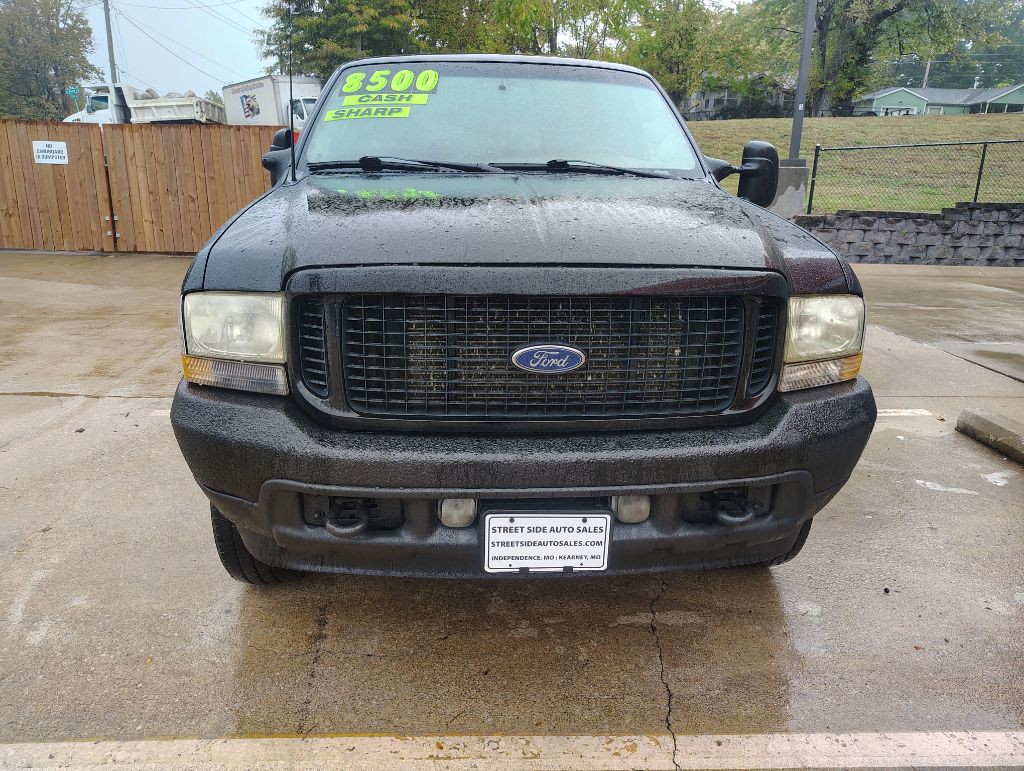 2002 Ford Excursion Image 3