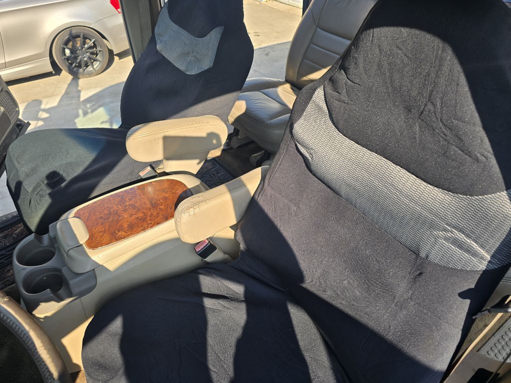 2002 Ford Excursion Image 14