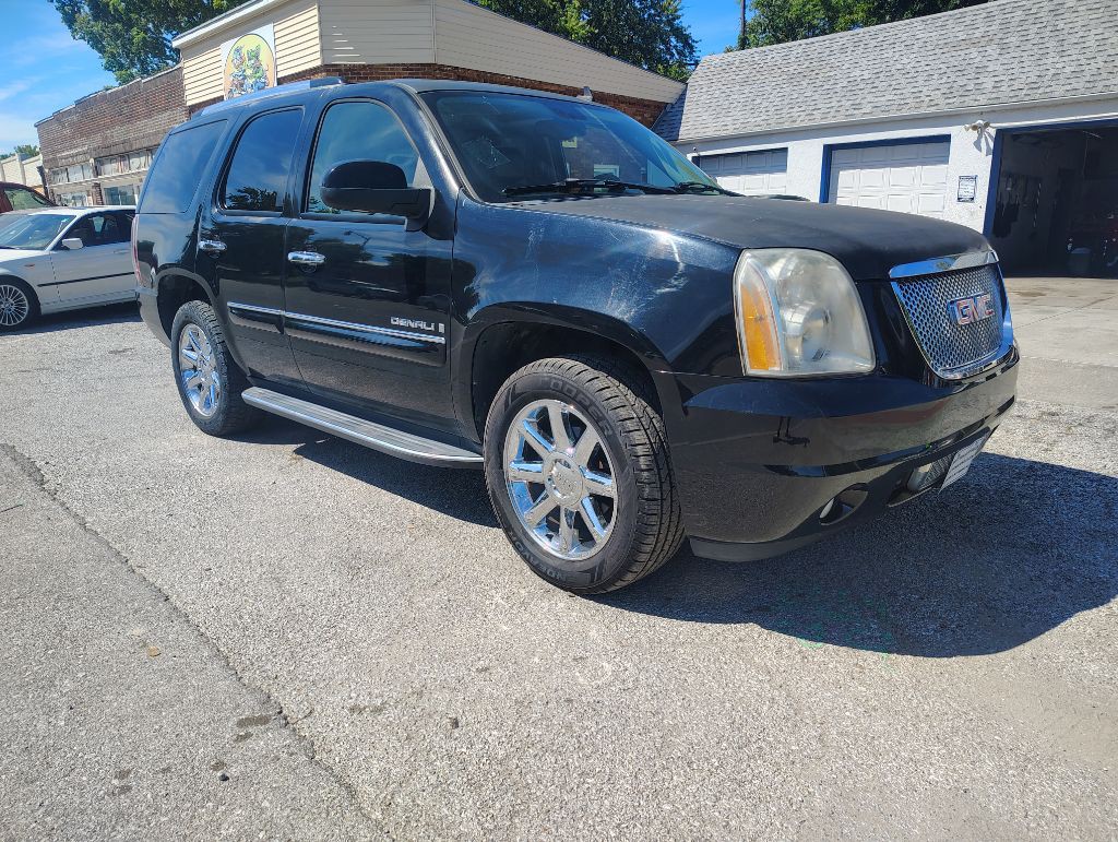 2008 GMC Yukon Image 1