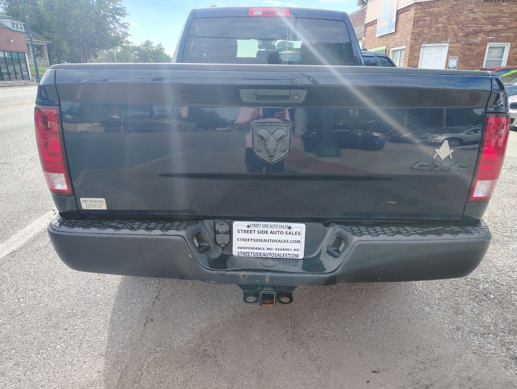 2017 RAM 1500 Image 7