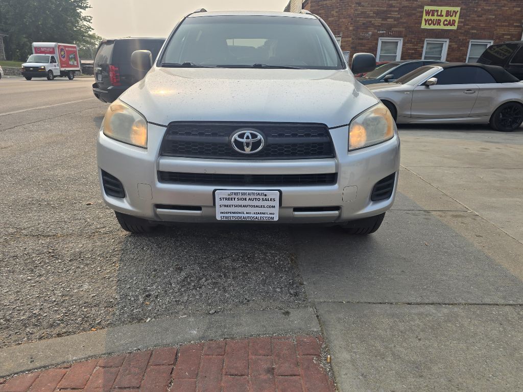 2011 Toyota Rav4 Image 2