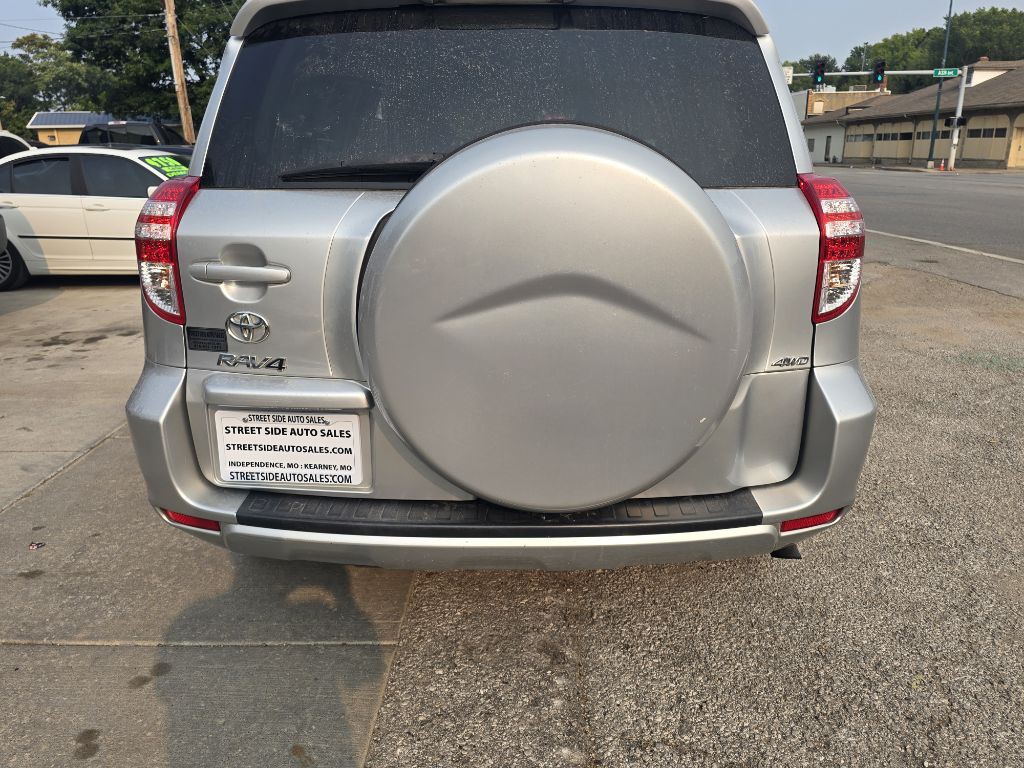 2011 Toyota Rav4 Image 6
