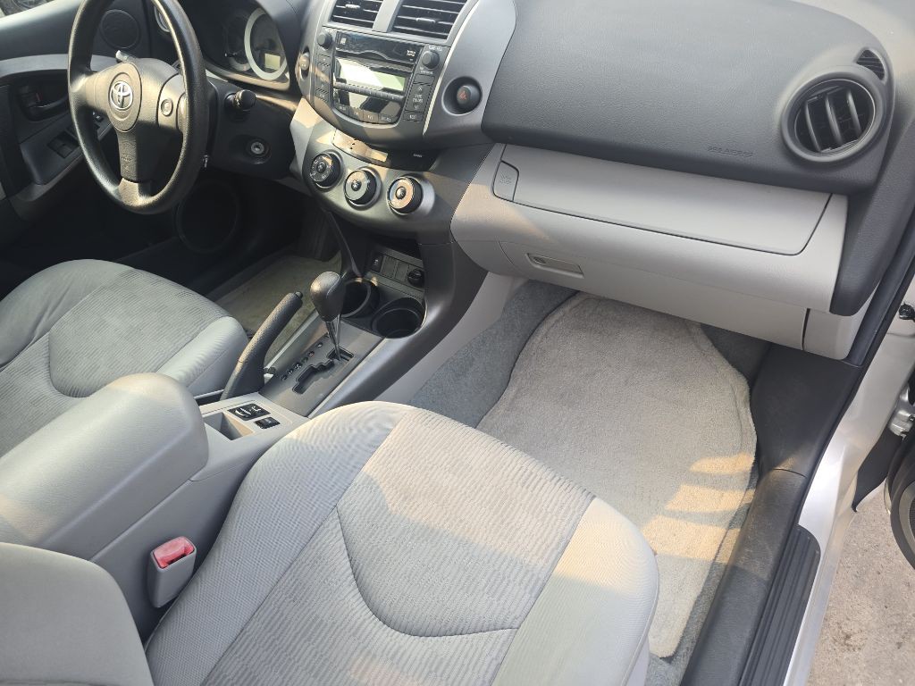 2011 Toyota Rav4 Image 13