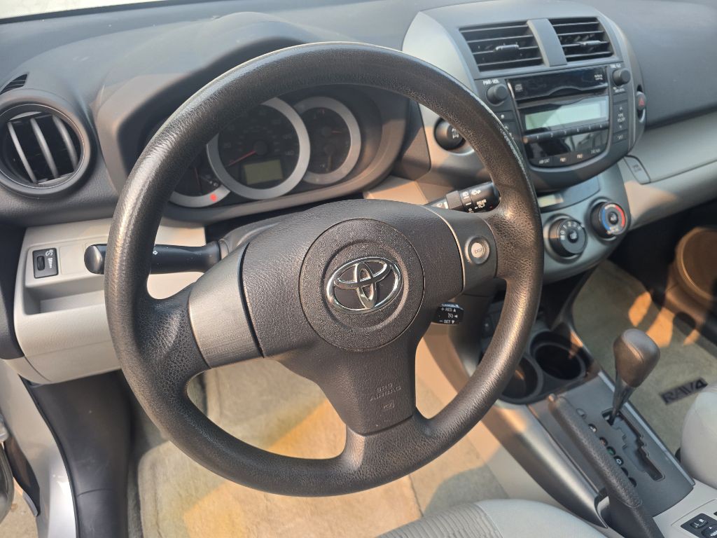 2011 Toyota Rav4 Image 23