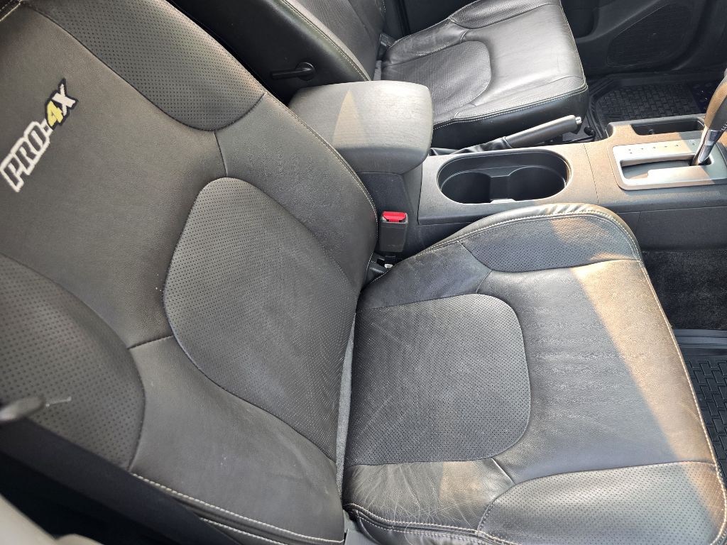 2013 Nissan Xterra Image 10