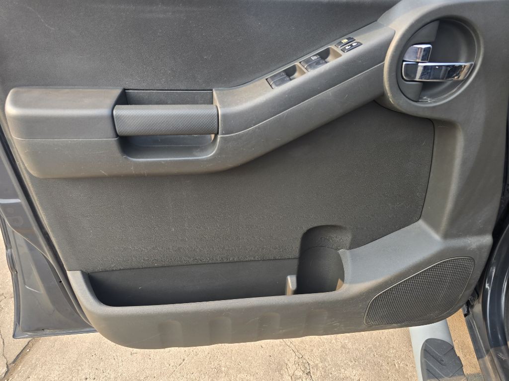 2013 Nissan Xterra Image 22