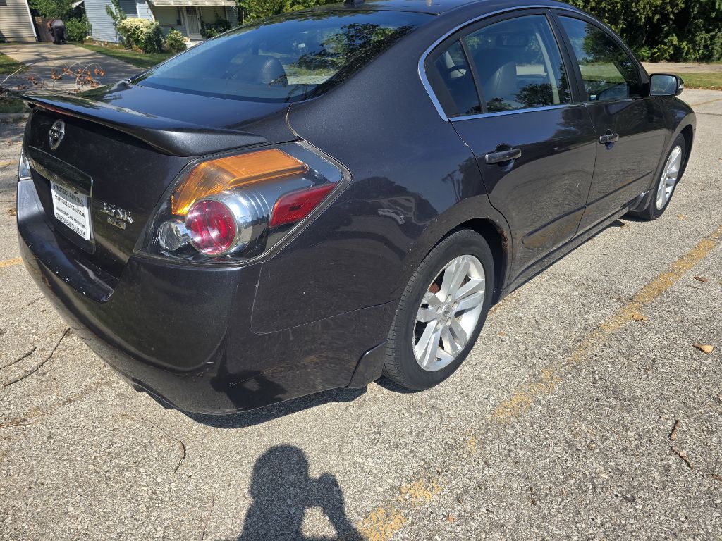 2011 Nissan Altima Image 5