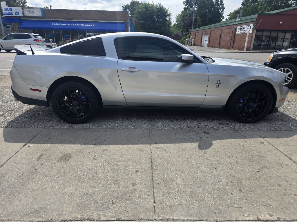 2012 Ford Mustang Image 3