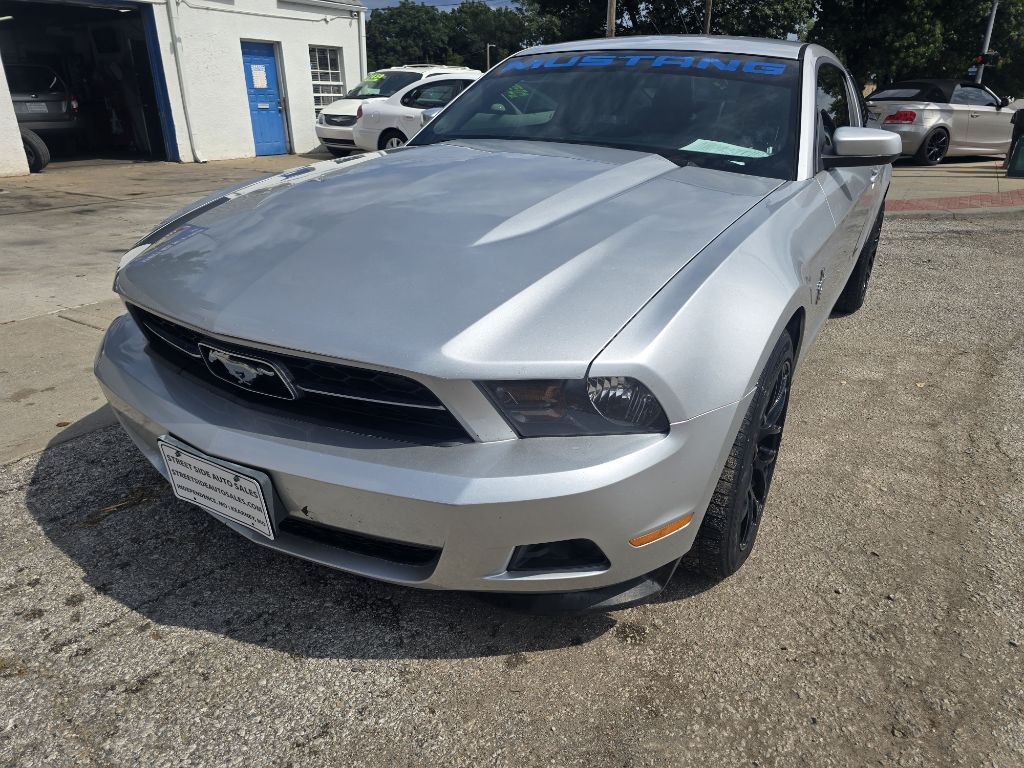 2012 Ford Mustang Image 9