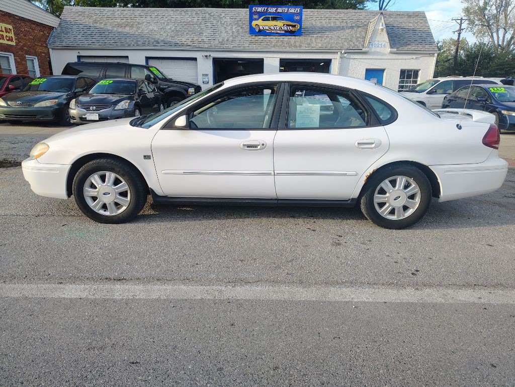 2004 Ford Taurus Image 4
