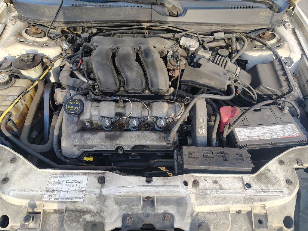 2004 Ford Taurus Image 17
