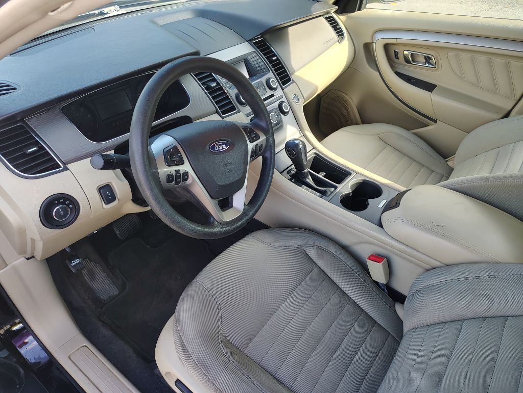 2018 Ford Taurus Image 14