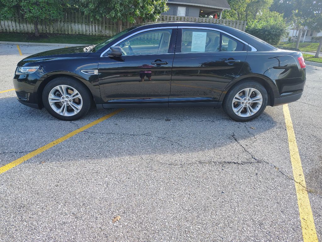 2018 Ford Taurus Image 4