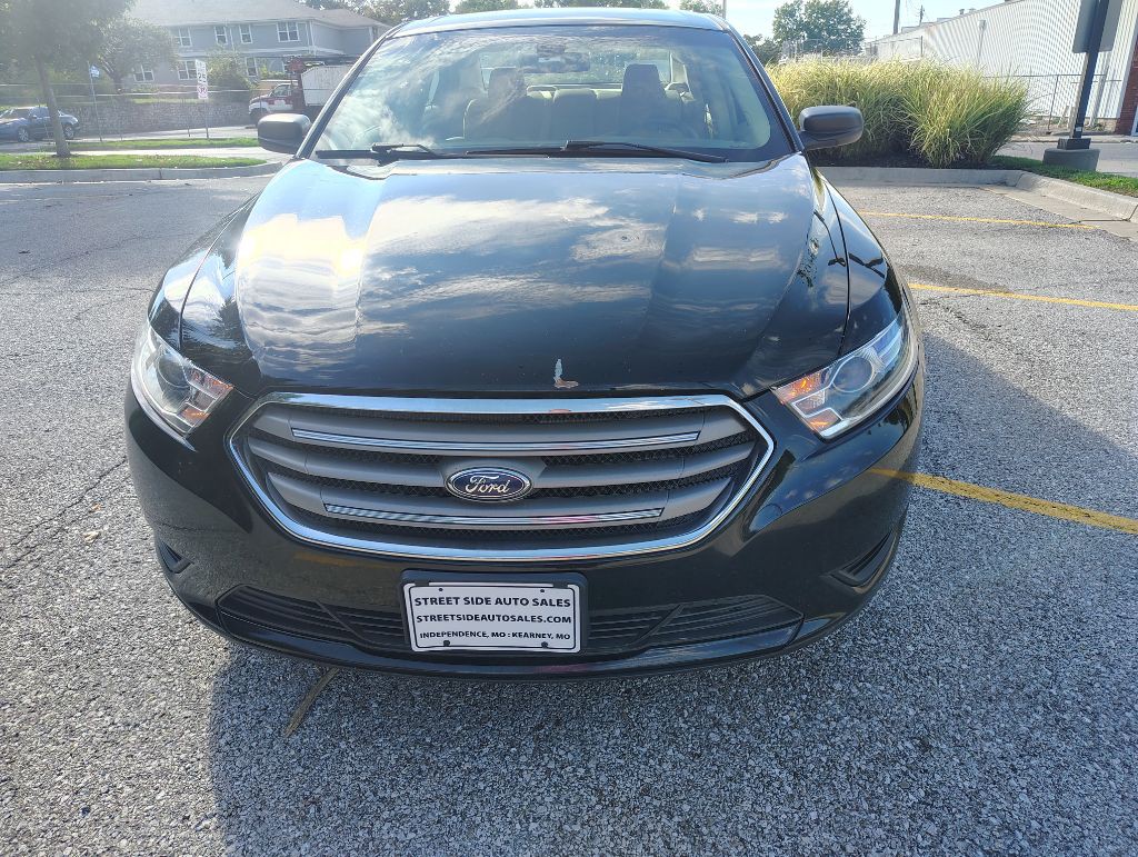 2018 Ford Taurus Image 5