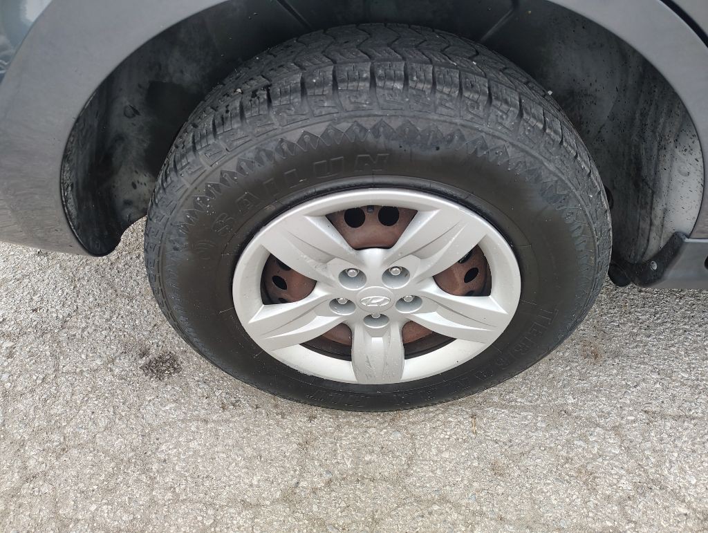 2009 Hyundai Santa Fe Image 10