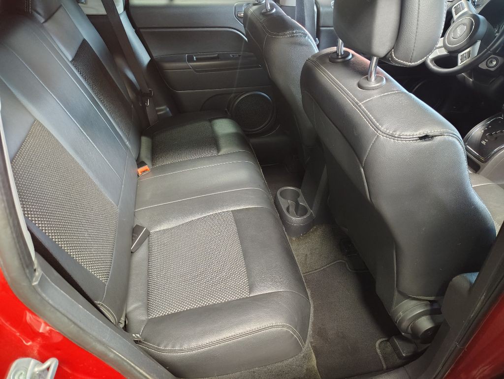 2017 Jeep Compass Image 9