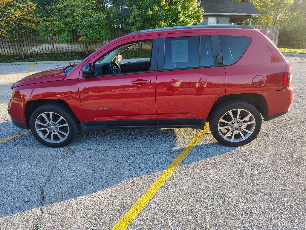 2017 Jeep Compass Image 4