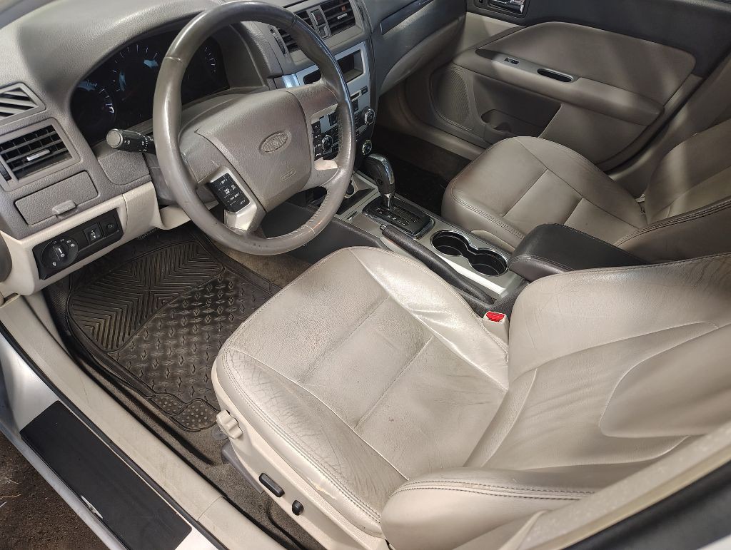 2010 Ford Fusion Image 13