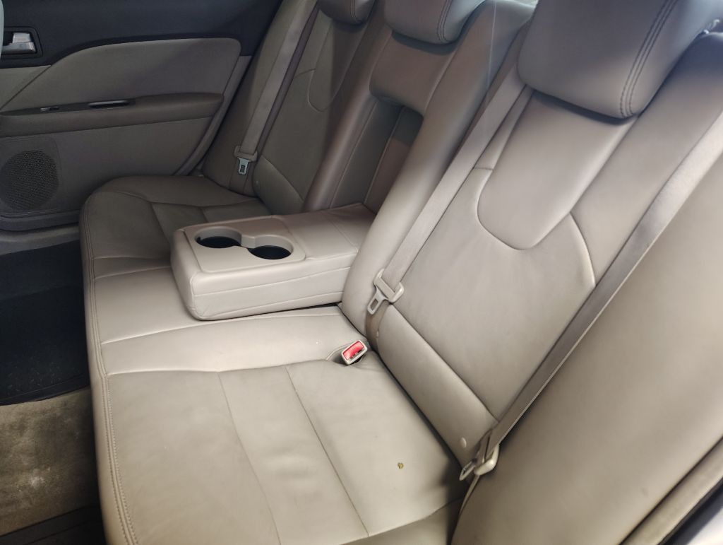 2010 Ford Fusion Image 21