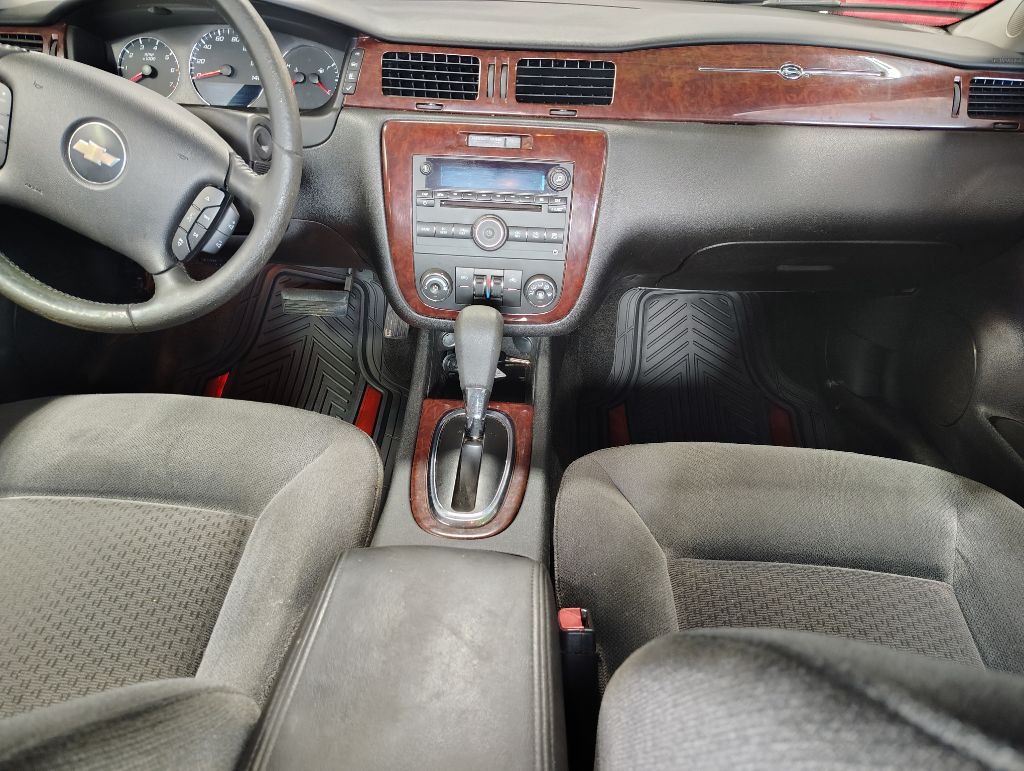 2010 Chevrolet Impala Image 19