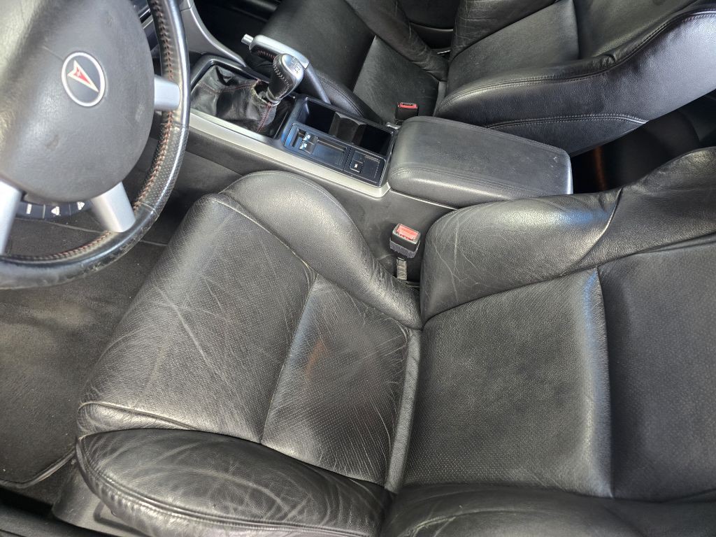 2004 Pontiac GTO Image 12