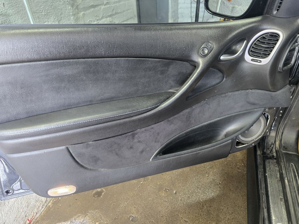 2004 Pontiac GTO Image 13