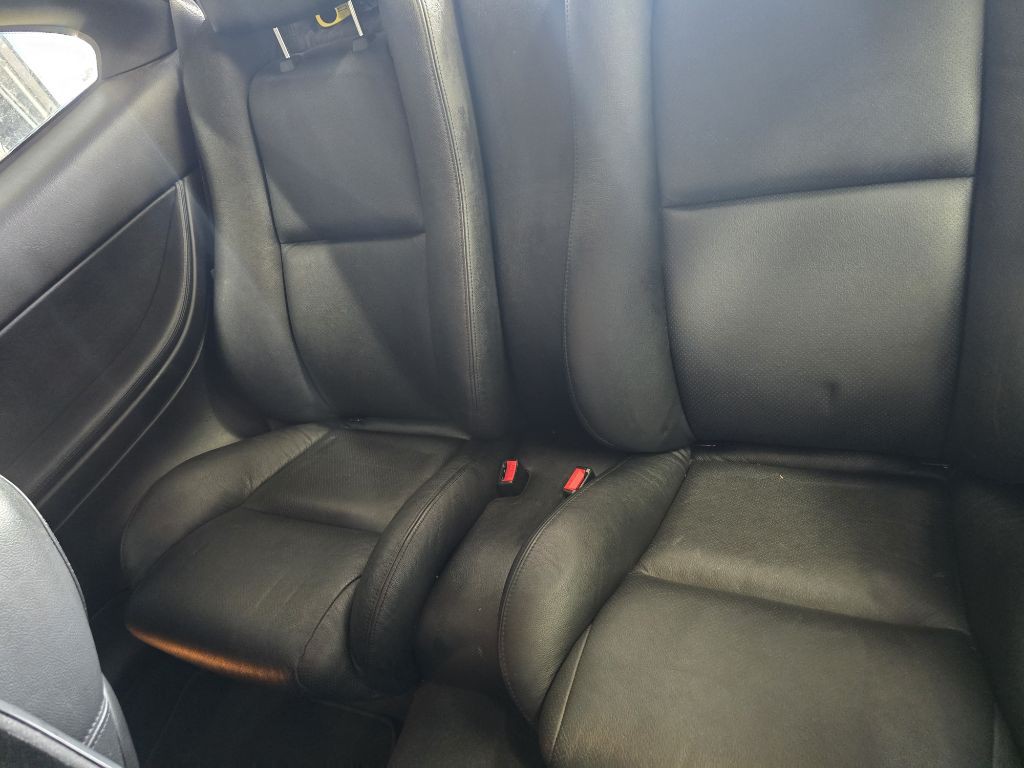 2004 Pontiac GTO Image 14