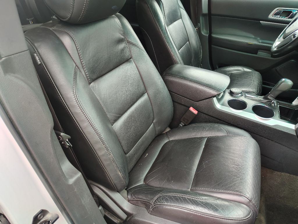 2013 Ford Explorer Image 10