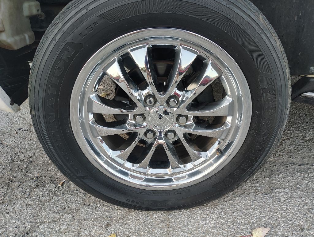 2008 Chevrolet Tahoe Image 13