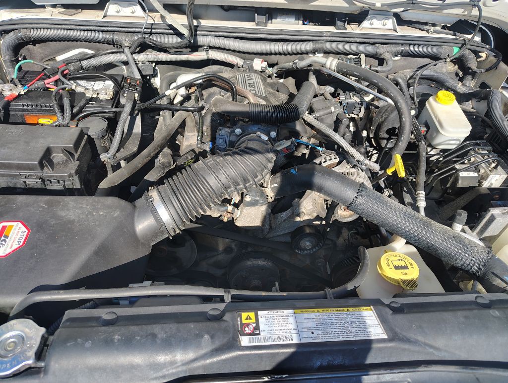 2010 Jeep Wrangler Image 21