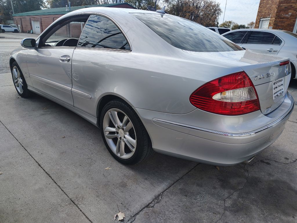 2008 Mercedes-Benz CLK-Class Image 4