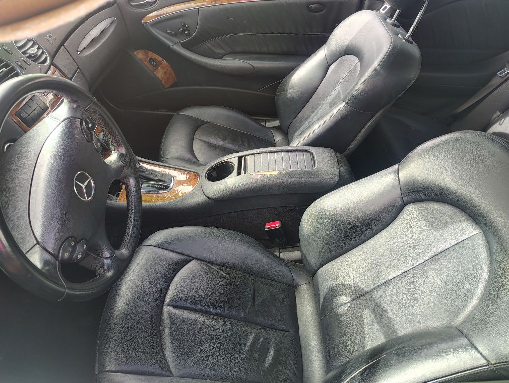 2008 Mercedes-Benz CLK-Class Image 9