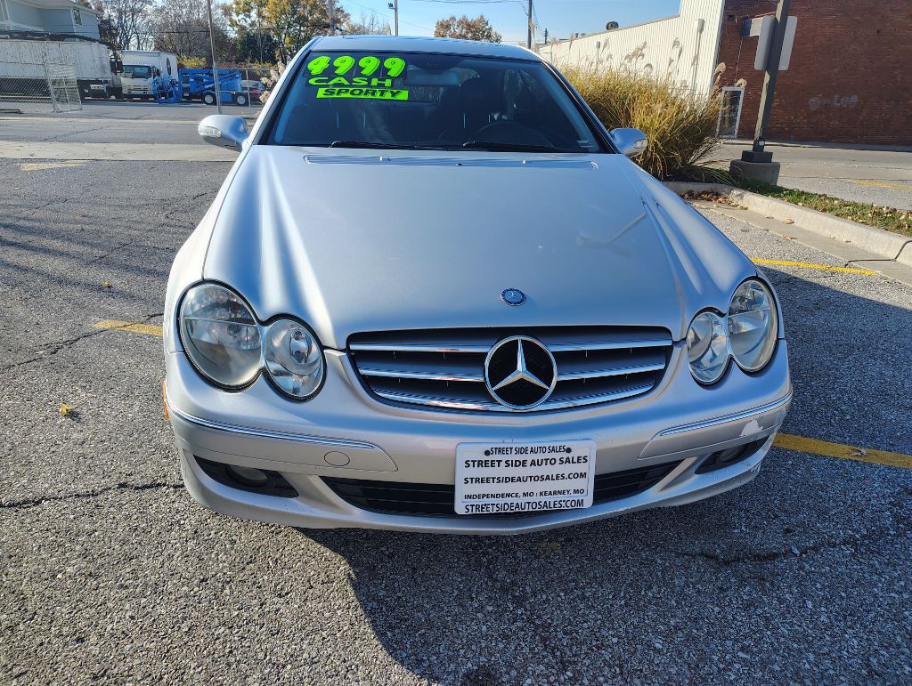 2008 Mercedes-Benz CLK-Class Image 18