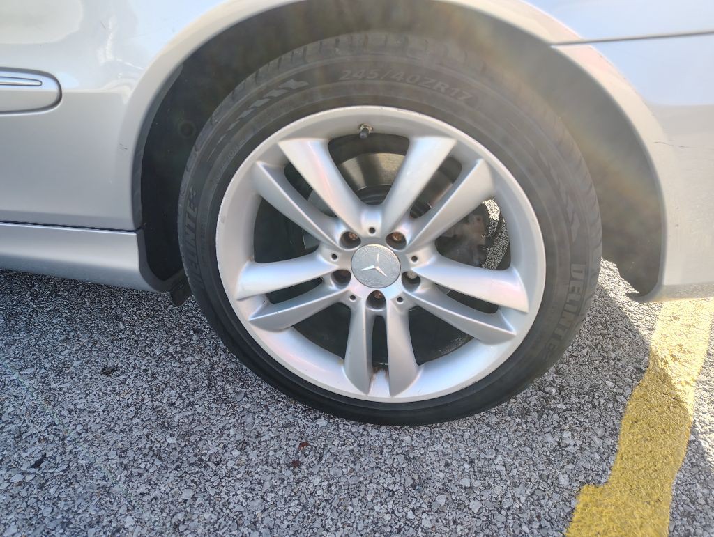 2008 Mercedes-Benz CLK-Class Image 24