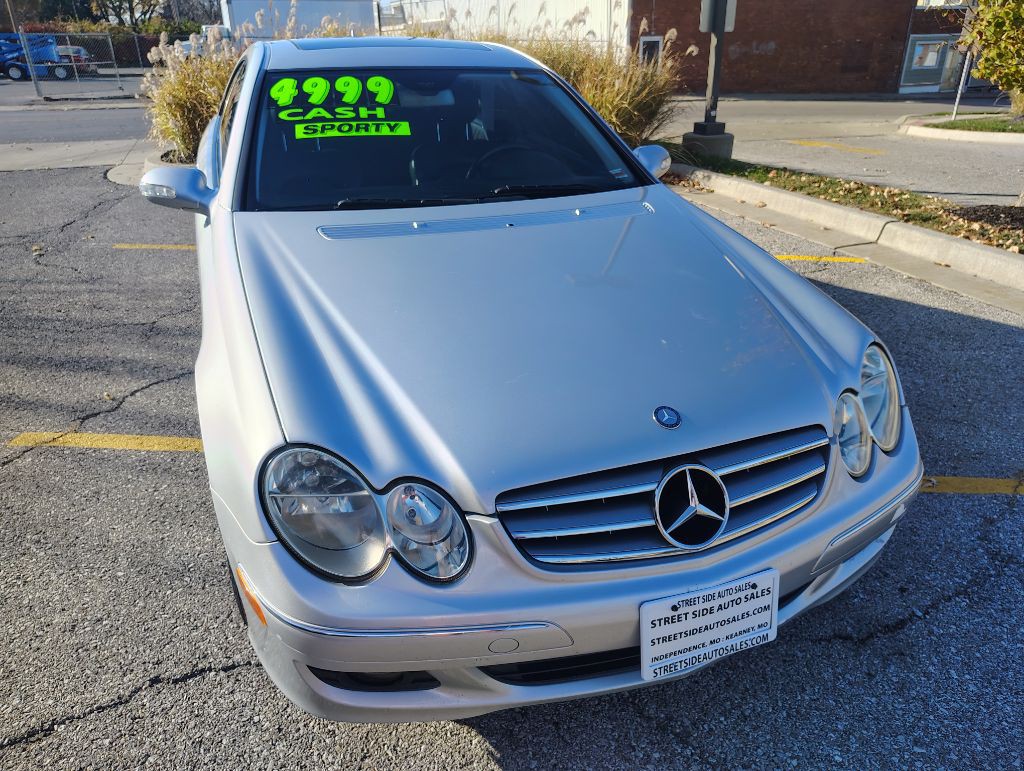 2008 Mercedes-Benz CLK-Class Image 35