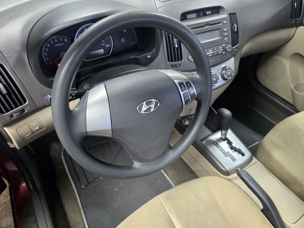 2010 Hyundai Elantra Image 9