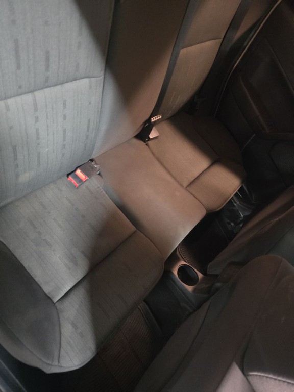 2010 Ford Focus Image 18