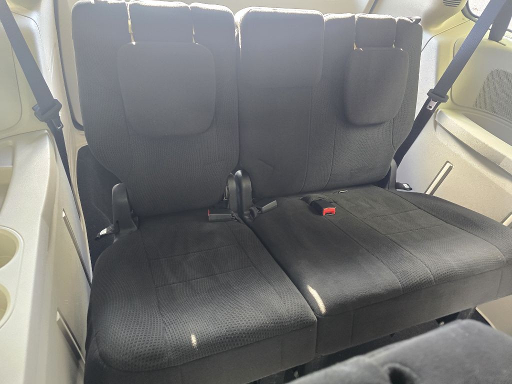 2012 Dodge Grand Caravan Image 11