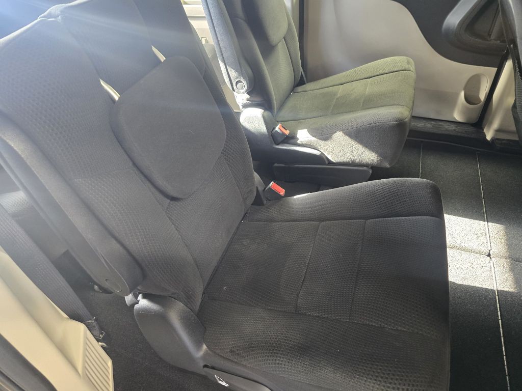 2012 Dodge Grand Caravan Image 12