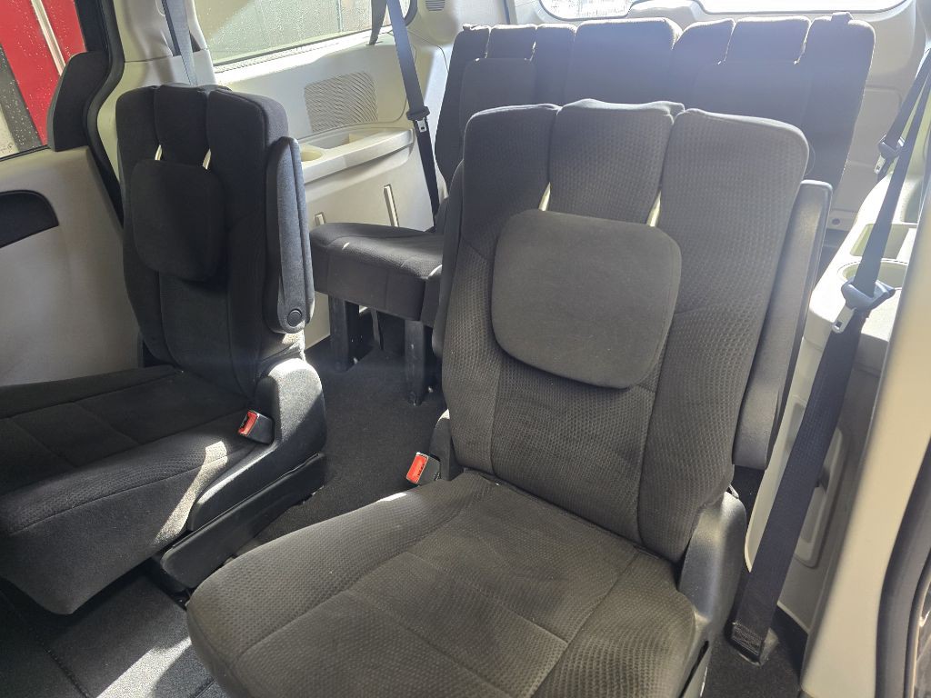 2012 Dodge Grand Caravan Image 30