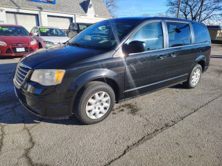 Image for 2009 Chrysler Town & Country LX ID: 7074134