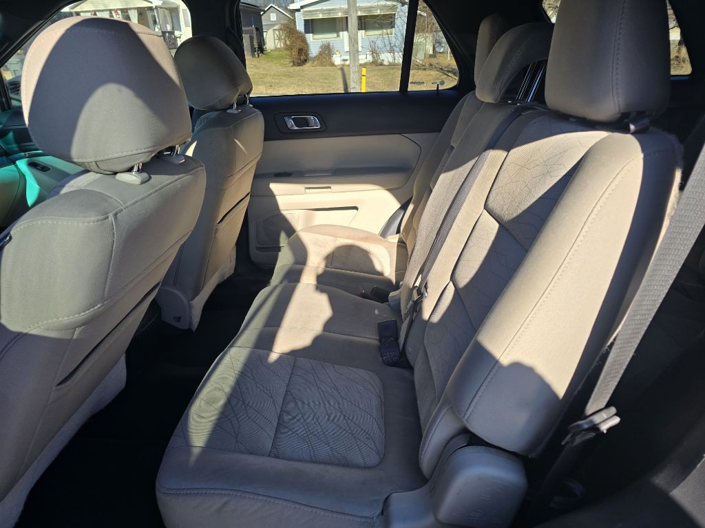 2015 Ford Explorer Image 13