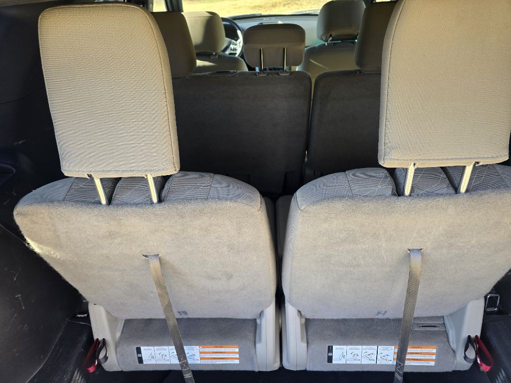 2015 Ford Explorer Image 16