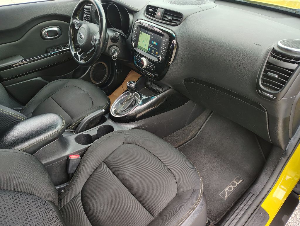 2015 Kia Soul Image 19