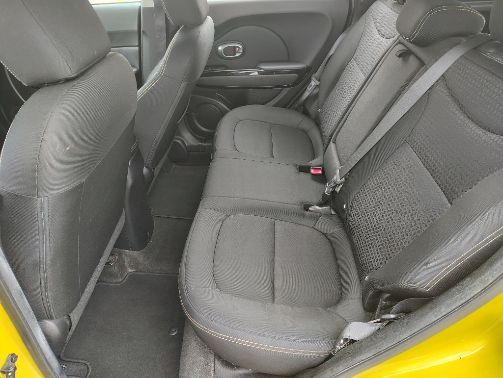2015 Kia Soul Image 22