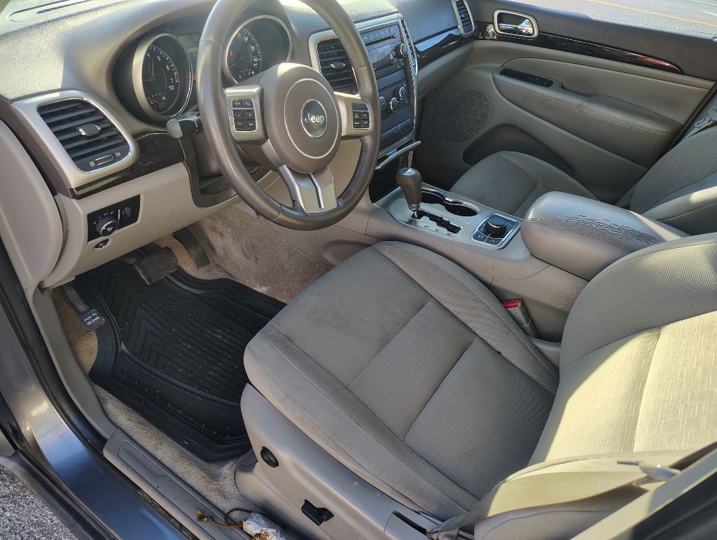 2013 Jeep Grand Cherokee Image 10