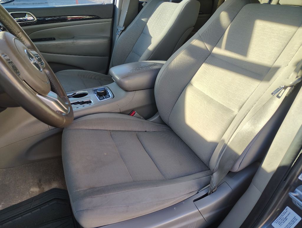 2013 Jeep Grand Cherokee Image 16